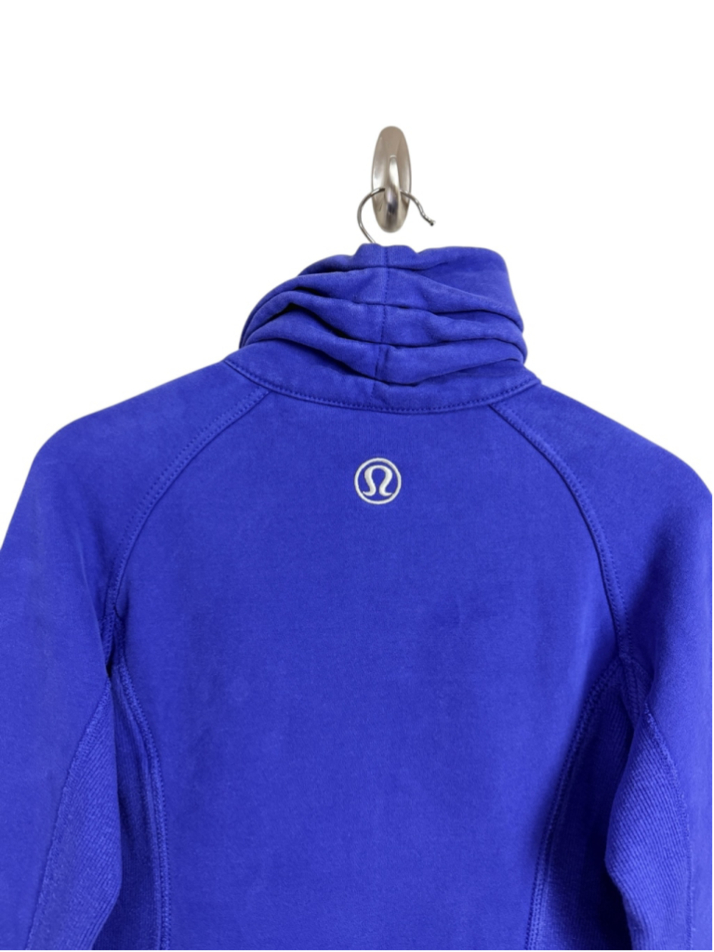 LULULEMON Cuddle Up Blue Jacket Zip-up Athleisure Gym Training Yoga, Sz 6 - Picture 14 of 16